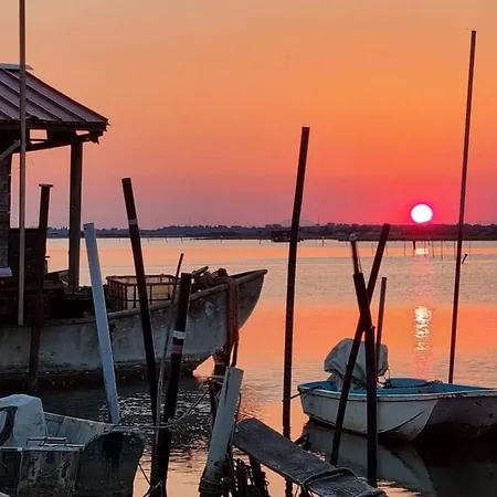 Bright Flat In A Colourful Building-beahost