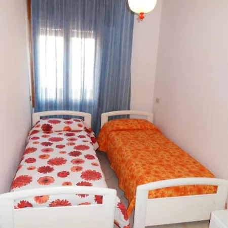 Bright Flat In A Colourful Building-beahost *
